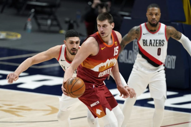 FBI JE MORAO DA REAGUJE: Glava sjajnog centra ucenjena na 500.000 dolara!