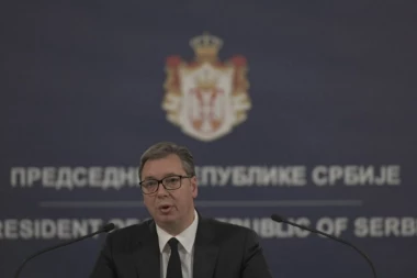 VUČIĆ O POŽARU U ČAČKU: Šteta je između 1,5 i 2 miliona evra, ali oporaviće se "Sloboda"