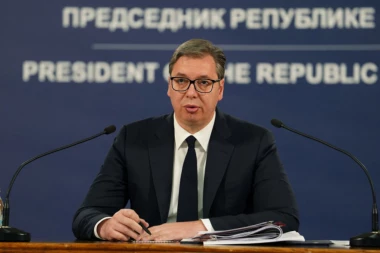 (FOTO) Vučić se sastao sa Visokim komesarom za nacionalne manjine OEBS Kairatom Abdrakmanovim