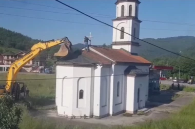 FONDACIJA LAZARICA OBNOVIĆE SRUŠENU CRKVU U KONJEVIĆU!