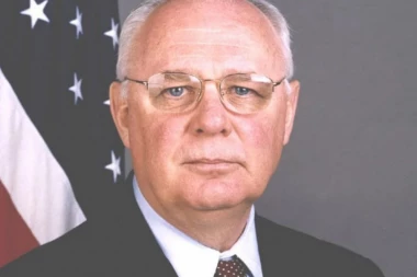 UMRO ŠEF PREGOVARAČA U DEJTONU: Preminuo u 77. godini