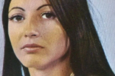 (FOTO) NIKAD JE NEĆETE PREPOZNATI! Ona je najbolja pevačica izvornih pesama, a kao mlada bila je prava lepotica, znate li je?