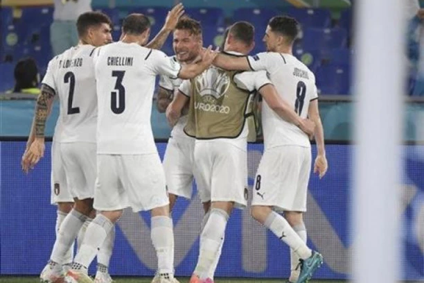 (VIDEO) MANĆINIJEVA ITALIJA DELUJE MOĆNO: Autogol, Imobile i Insinje NOKAUTIRALI Turke na Olimpiku!