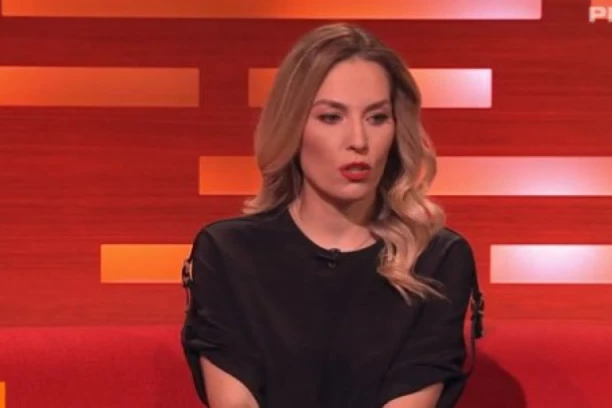 (FOTO) S OVIM MUŠKARCEM KALINA KOVAČEVIĆ IMA ĆERKU: Svetski uspešan je NAUČNIK, a oboje imaju BRAKOVE IZA SEBE!