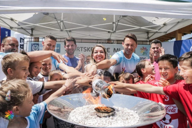 (FOTO) EUFORIJA NA SPORTSKIM IGRAMA MLADIH: Dan za pamćenje u Vrelu, Nemanja Matić SPECIJALNI GOST!