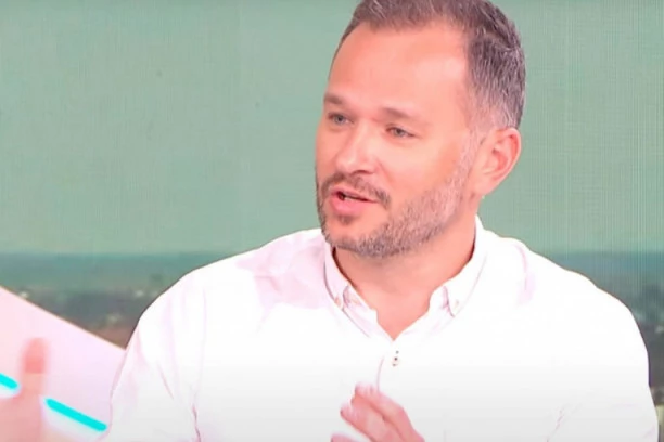 DEVOJKA (20) POPILA PROTEIN PA IMALA SRČANI UDAR: Profesor Ilić objasnio zašto i kada su ovi suplementi opasni