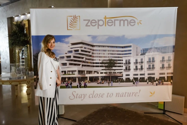 JELENA TOMAŠEVIĆ UŽIVALA U KOMPLEKSU ZEPTERME! Upoznajte ponos Vrnjačke Banje!
