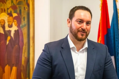 OPOZICIJA POKUŠAVA DA OSTVARI JEFTINE POLITIČKE POENE: Marjanović o kritizerstvu i zluradim komentarima koje nude, bez ozbiljnih rešenja u borbi za KiM