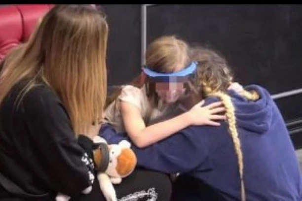 (FOTO) PA DA POČNEMO! Oglasio se Savo Perović: Pogledajte kako se mala Blankica raduje nakon što je postala TETKA!