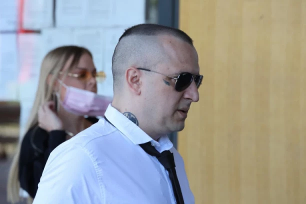 (FOTO) NASTAVLJA SE SUĐENJE ZA UBISTVO JELENE MARJANOVIĆ! Zoran stigao u sud! DANAS BITNO SVEDOČENJE VEŠTAKA!
