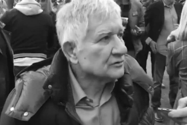 KAO DA JE DOŠAO DA SE OPROSTI SA SVIMA! Novica je pre samo nekoliko meseci došao na Tomin pomen i rekao da se prepušta sudbini...