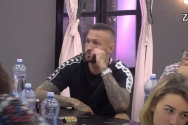 (VIDEO) ŠA IZNEO PRAVU ISTINU O RODITELJIMA! Jedva sastavljali kraj sa krajem: Keva nas je ODGAJILA...!