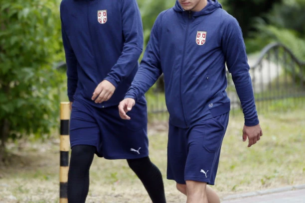 NAJNOVIJA INFORMACIJA: Zašto to radiš sebi? Nemci će ga IZIGRATI - karijera je sada i definitivno DOVEDENA U PITANJE?