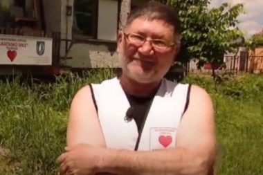 PARE OD HUMANITARNE POMOĆI POTROŠIO SAM NA DROGU, KOCKU I PROSTITUTKE: Šok priznanje drma zemlju u regionu, ovakav slučaj nezapamćen je na ovim prostorima