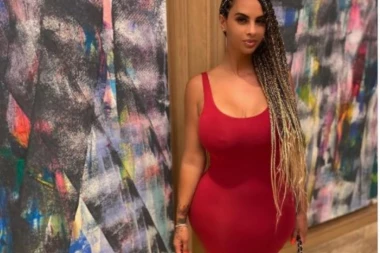 TOLIKO JE DOBRA DA JE LOŠA PO ZDRAVLJE: Majka mlade sportske zvezde je BOMBETINA - KARDAŠIJANKE NA APARATIMA!