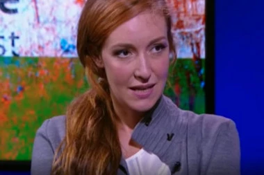 JEDNA OD NAJBOGATIJIH ŽENA NA SVETU KONAČNO OBRISALA SUZE! Posle dve godine od ubistva njene ćerke (15), opet majka!