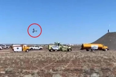 (VIDEO) POKUŠAO DA OBORI GINOSOV REKORD I MOTOROM PRELETI 107 METARA! Objavljen zastrašujući snimak poslednjih trenutaka života KASKADERA!