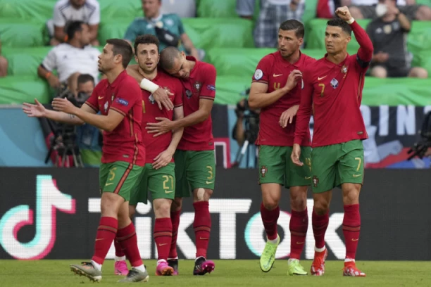 SKANDAL POTRESA PORTUGAL: SMS porukom javio da više neće da igra za reprezentaciju!