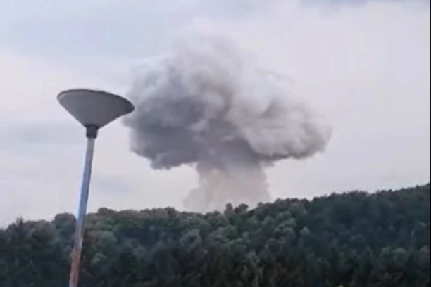 ŠTA SE OVO DEŠAVA? Požar u Čačku, gori  šuma kod fabrike "Sloboda"!