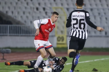 ZVANIČNO! MENJA GA STRANAC: Velika UZDANICA otišla u Letoniju!