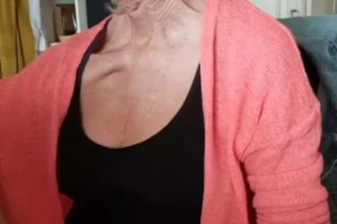 (FOTO) VOZILO PROBILO OGRADU, TRAKTOROM GA IZVLAČILI SA IMANJA: Maja Volk prisustvovala NEMILOJ SCENI, HITNO SE OGLASILA!