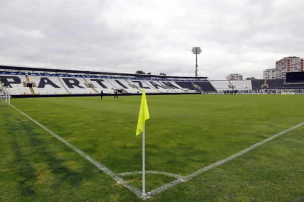 OVO SE NEĆE DOPASTI NAVIJAČIMA CRNO-BELIH! Prema TOJ statistici, Partizan je POSLEDNJI! Zvezda bolja za 10 POZICIJA!