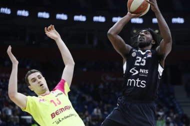 PAO POTPIS: Ostaje u klubu i naredne sezone