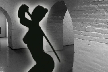 OVAKO IZGLEDA ŽENA SA KOJOM MUŠKARCI NAJČEŠĆE VARAJU SUPRUGE! Da li je ona zaista tajanstvena zavodnica!?