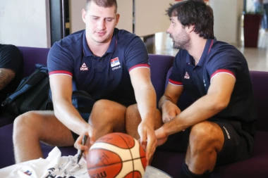 NE PROPUŠTA OI - REPREZENTACIJA IZNAD SVEGA: MVP podigao Srbiju NA NOGE!