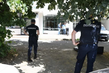 UŽAS NA ZVEZDARI: Pronađeno beživotno telo muškarca, policija vrši uviđaj