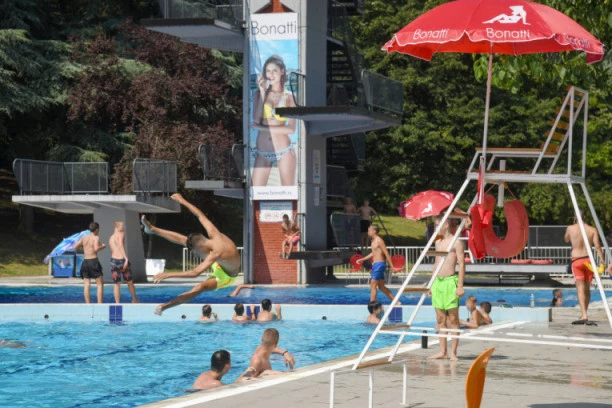 SANITARNA INSPEKCIJA PROČEŠLJALA KUPALIŠTA I BAZENE: Ovoliko je kazni napisano!