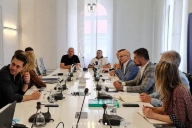 Vučević i Miloš Biković na sastanku sa predstavnicima Gardalanda: Trudimo se da Novi Sad bude idealan grad