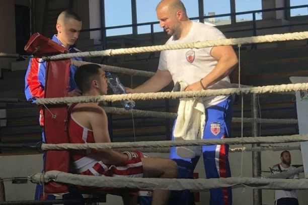 SPREMA SE SPEKTAKL: Čačak čeka budućnost boksa Srbije