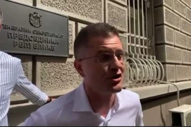 (VIDEO) JEREMIĆ OBJAVIO "TAJNI" SNIMAK IZ PREDSEDNIŠTVA! Vuk se busao u grudi, pa se naljutio kad mu je Vučić rekao da je kao devojčica!