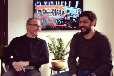 (FOTO) VRELE GEJ SCENE POZNATIH GLUMACA: Isplivale eksplicitne slike intimnog odnosa Timotijevića i Marića, svi u ŠOKU!