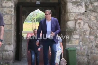 (VIDEO) VUČIĆ IZ SMEDEREVA PORUČIO: Nemamo problema u budžetu, BIĆE JOŠ VIŠE PARA!