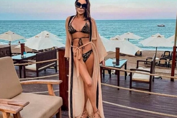 OŽENJENI DEČKO PAO U ZABORAV: Ana Nikolić uživa u društvu OVE poznate face, fanovi u NEVERICI! (VIDEO)