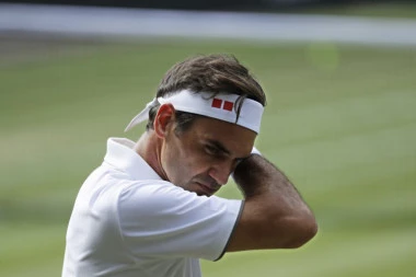 PENZIJA U 40? Federer ŠOKIRAO planetu pred Vimbldon!