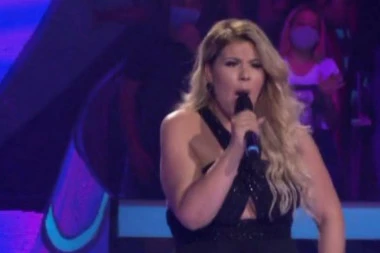 SMRŠALA 85 KG, PA ZAGRMELA U SEKSI IZDANJU: Krstinja Todorović ODUVALA NA početku FINALA ZVEZDA GRANDA!