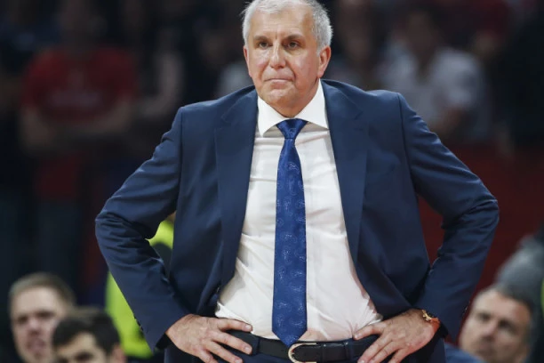 OBRADOVIĆ POVUKAO PRVI POTEZ: Grobari u DELIRIJUMU, Reprezentativac Srbije POTPISUJE za Partizan?