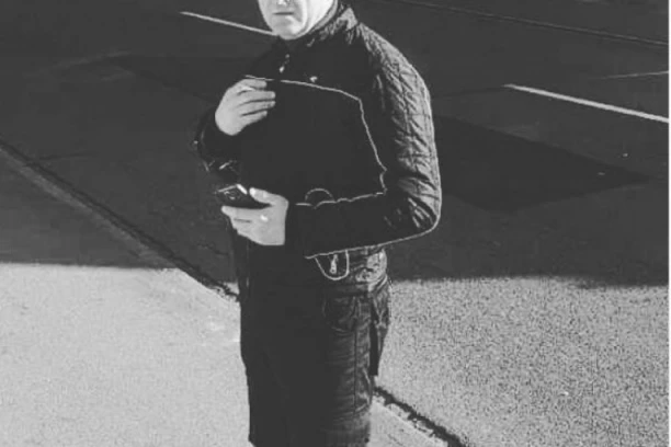 (FOTO)ON JE POSLEDNJI BOS IZ FRANKFURTA, SVE TAJNE MUŽA TINE IVANOVIĆ: Otkrio ko je hteo da slavi Arkanovo ubistvo, a onda obelodanio OVO o Jeleni Karleuši!