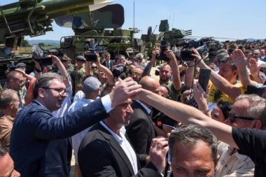 SRBIJA SE IZ PORAZA UZDIGLA I POSTALA POBEDNIK! Snažna poruka predsednika Vučića na Vidovdan!