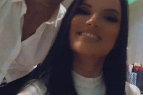 (FOTO) PRVO ŠTO MI JE REKAO DARKOV SIN BILO JE MAMA! Barbara otkrila PRIVATNE detalje zbog kojih će Marina POVILENETI!