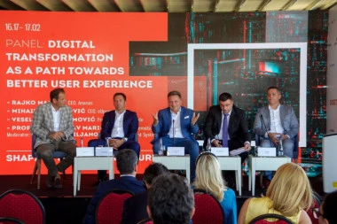 Digitalnom transformacijom do boljeg korisničkog iskustva: Oblikujemo digitalnu budućnost sa Banca Intesa