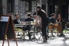 RAZMIŠLJATE DA OTVORITE KAFIĆ I POSTANETE SVOJ GAZDA? Ugostitelj otkriva kakav je profit prosečnog lokala! Da li je moguće?