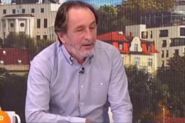 (VIDEO) UREDNIK HRVATSKOG TABLOIDA NAPAO SRBE U CRNOJ GORI: Kolege novinare nazvao "smećem" - BRUKA!