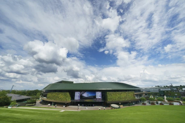 BEZ IZNENAĐENJA: Poznati polufinalni parovi na Vimbldonu