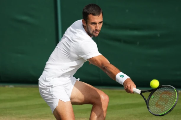 Đere propustio meč loptu, pa eliminisan sa Vimbldona!