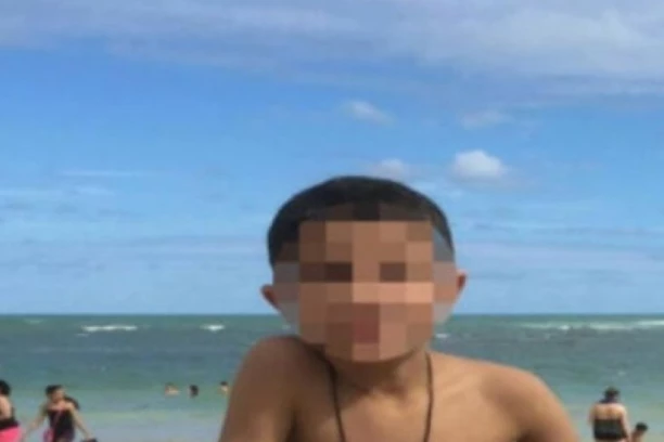DEČAK (7) DOŽIVEO ANAFILAKTIČKI ŠOK I UMRO POSLE RUČKA U RESTORANU! Konobarica proglašena krivom za UBISTVO!