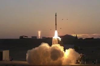 KINESKO NAORUŽANJE MNOGO NAPREDNIJE NEGO ŠTO SU AMERI MISLILI: Peking testirao hipersoničnu raketu u orbiti, SAD ih optužile za povećavanje tenzija!